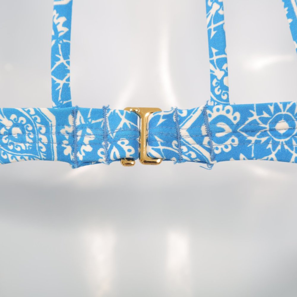 La Blanca Tile We Meet Again One Piece‎ Swimsuit, teals and blues, 4 NWOT - Picture 6 of 15
